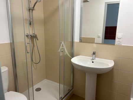 Location Appartement 1 pièce 23m² - Photo 5