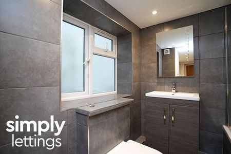 1 Bed property for rent - Photo 4