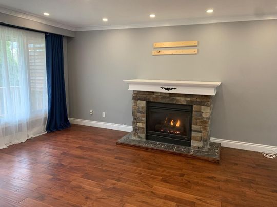 For Lease - 316 Walmer Road, Oshawa, Ontario - Photo 1