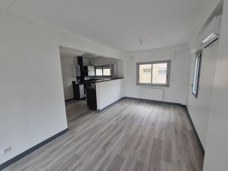 Location Appartement 4 pièces 76m² TULLE 19000 - Photo 2