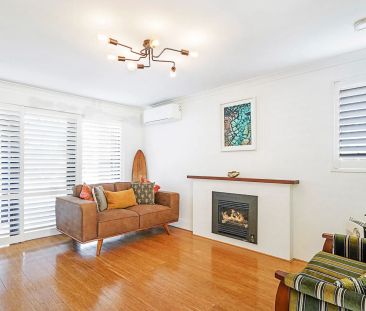 12/10 Stirling Street, Fremantle. - Photo 2