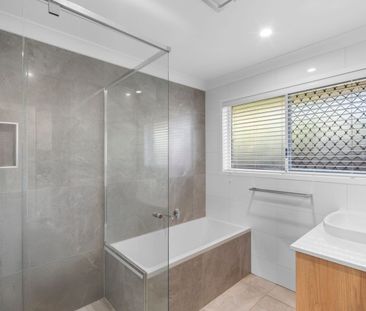 2A Gladewood Drive, Daisy Hill, Qld 4127 - Photo 2