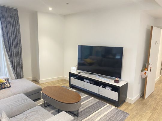 Gladwin Tower, SW8, London - Photo 1