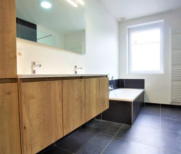 Recente woning met 4 slaapkamers en tuin te Wervik - Photo 6