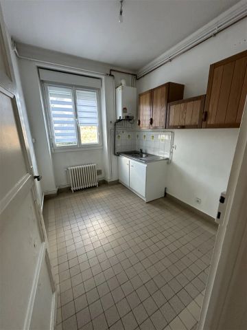 Appartement 3 pièces - 33m² à F l e r s (61100) - Photo 2