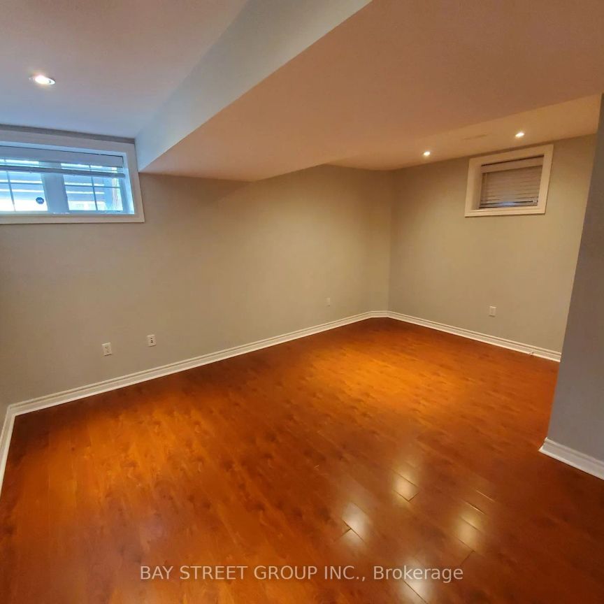 Detached Home For Lease | W9253769 - Photo 1