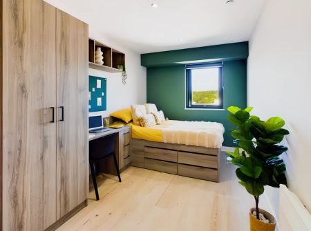 Luxury Studio with Courtyard - Photo 2