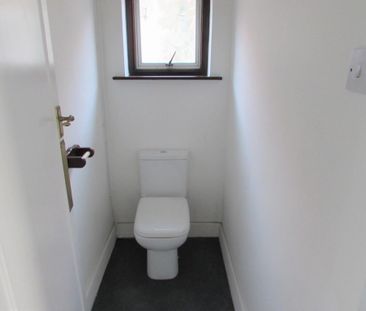 2 bedroom maisonette to rent - Photo 6