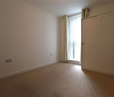 Oarsman House, Ingress Park, Greenhithe, DA9 9UZ - Photo 3