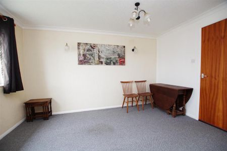 1 bedroom maisonette to rent - Photo 2