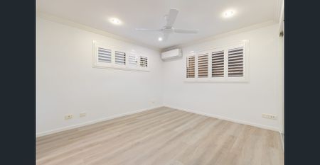 Boutique Townhouse Living Moments from the Bay - Photo 5