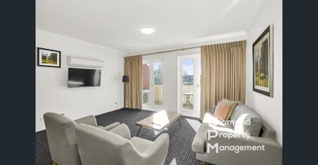 Stylish Fully Furnished Apartments in Prime Kew Location – Pool, Parking, All Bills Included! - Photo 3