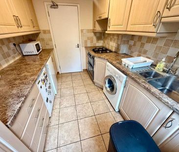 4 bedroom house share to rent - Photo 3