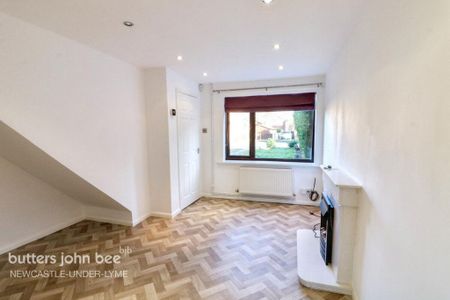 2 bedroom semi-detached house to rent - Photo 5