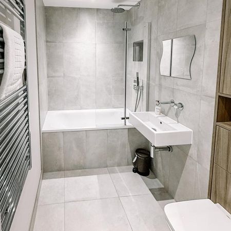 1 bedroom flat to rent - Photo 3