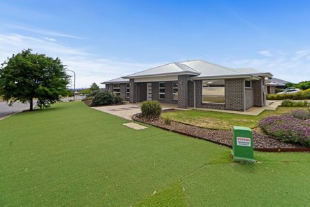 1 Thane Court Lloyd NSW - Photo 3