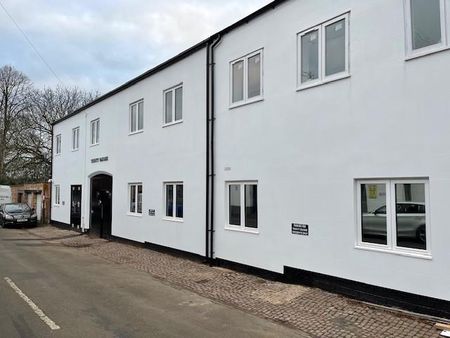 4 bedroom apartment to rent - Photo 3