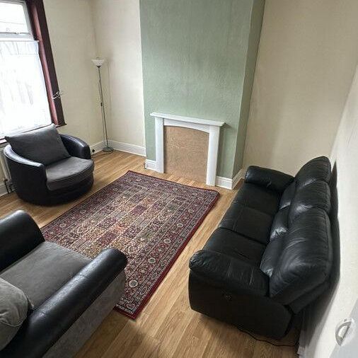 2 bedroom terraced house to rent - Photo 1