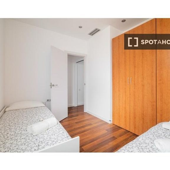 3 room luxury Flat for rent in Barcelona, Catalonia - Photo 1