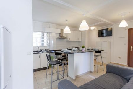 Bright room in Benimaclet - Photo 5