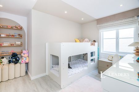 2 bedroom apartment to rent Oatlands, Weybridge - Photo 5
