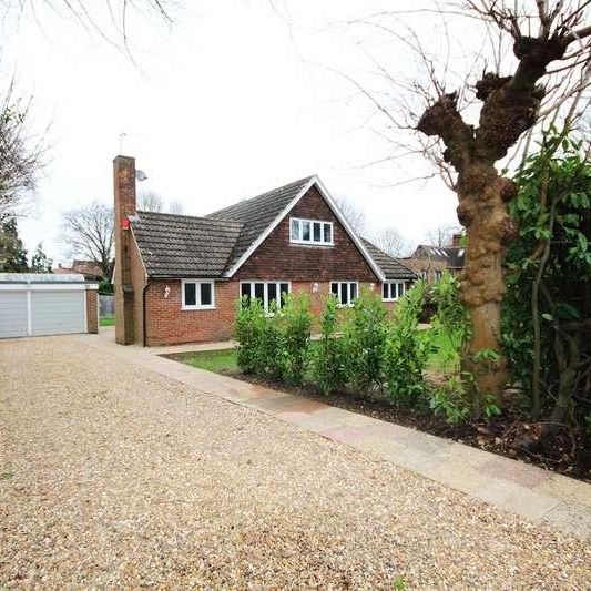 Lewins Road, Chalfont St Peter, Gerrards Cross, SL9 - Photo 1