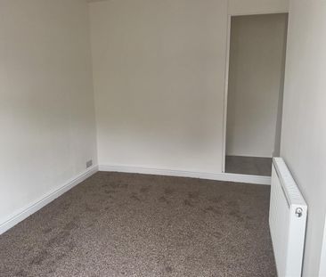 2 bed end of terrace to rent Old Mill Lane, NG19 - Photo 3