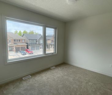 For Lease - 1054 Denton Drive, Cobourg, Ontario - Photo 3