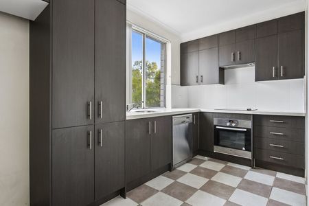 Unit 19/76-80 Hunter Street, Hornsby - Photo 4