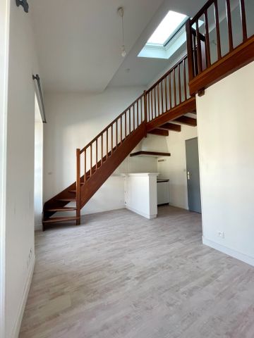 Location Appartement 1 pièce 25m² POITIERS 86000 - Photo 2