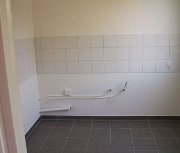 Wohnglück - günstige 2-Zimmer-Wohnung mit Balkon - Photo 3