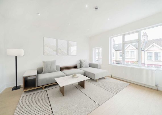 Brudenell Road, SW17 8DB, London - Photo 1