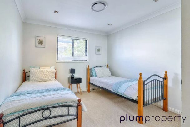 “Spacious and quiet townhouse in fantastic location!” - Photo 1