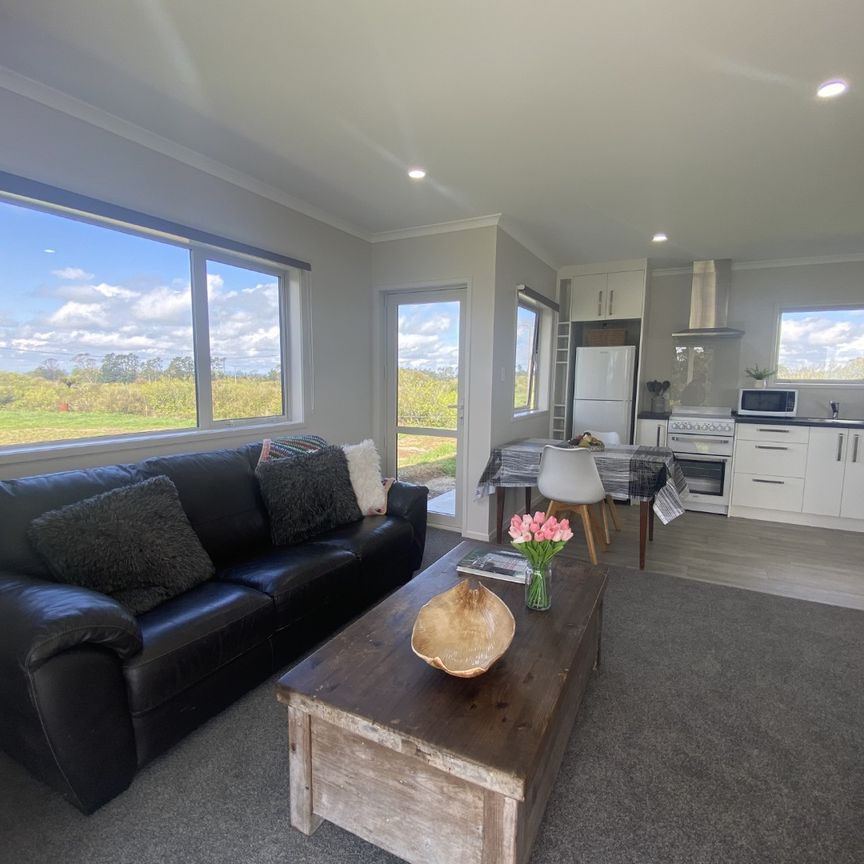 220 York Road, Midhurst - Photo 1
