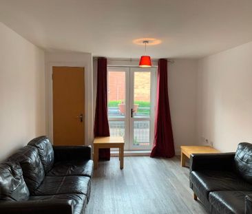 Apt 3, Dunmore Building, Old Bakers Court, Belfast, BT6 8QX - Photo 2