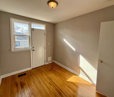 For Lease - 150 Kerr Street, Oakville, Ontario - Photo 1