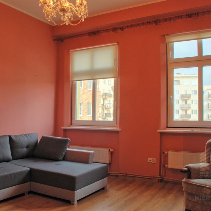 Doskonała lokalizacja ! - Photo 1