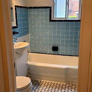 4 1/2 Rénové - Saint-Michel - Photo 2