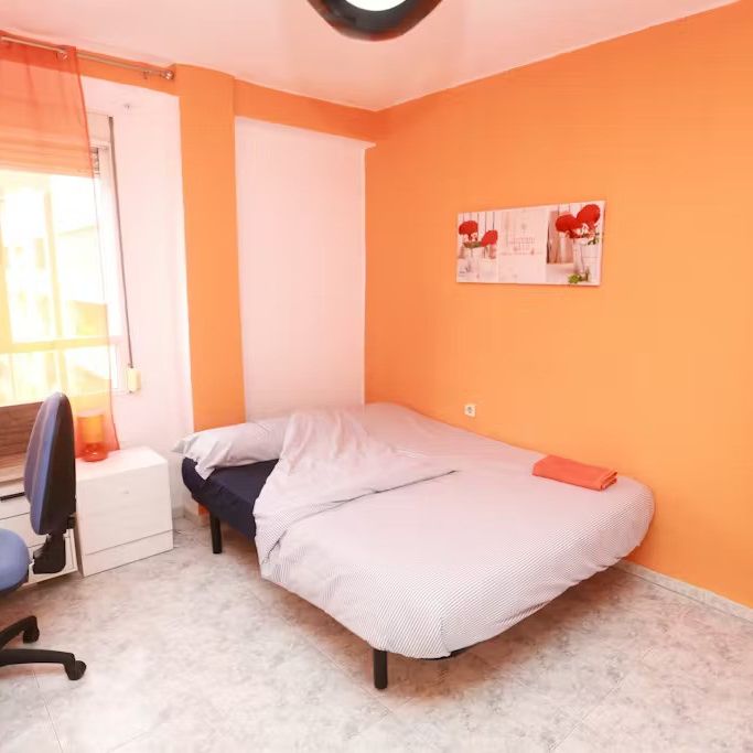 Carrer de Polo y Peyrolón, Valencia, Valencian Community 46021 - Photo 1