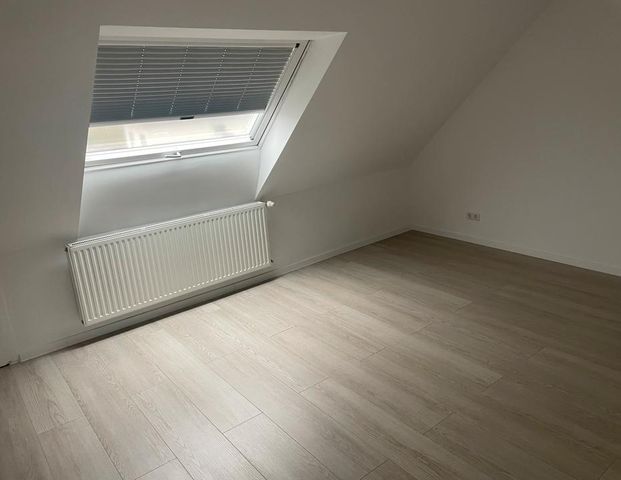 Moderne 2 Zimmer Wohnung mit schöner Aussicht in Remscheid - Foto 1