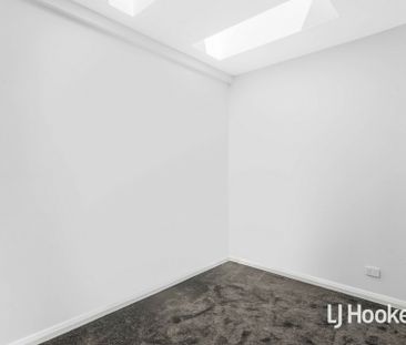Stunning Granny Flat - Great Location! - Photo 1