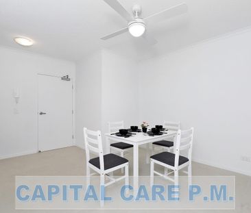 Stunning Spacious Apartment Living in Prime Location. - Photo 5