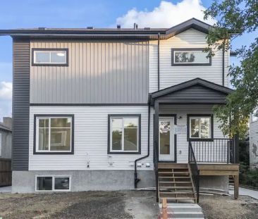 Brand New Town House close to University of Alberta in Queen Alexandre for Rent. | 10753 75 Avenue Northwest, Edmonton - Photo 1