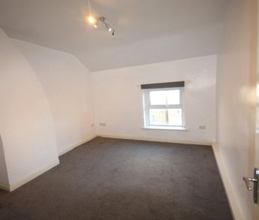 1 bedroom Flat To Let Total Size: 559 SQ FT - Photo 3