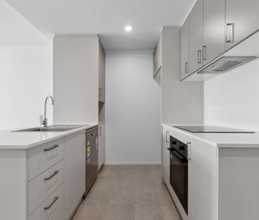 Waterside living. - Photo 1