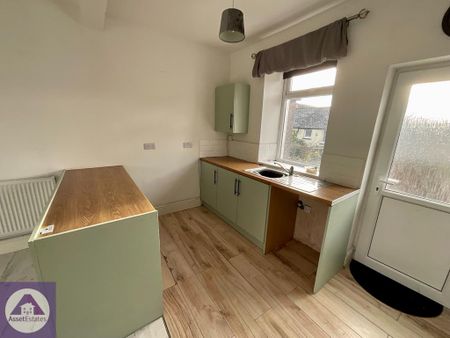 2 bedroom terraced house to rent - Photo 5