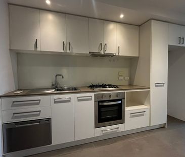 Low-Maintenance Living in Prime Position - Photo 3