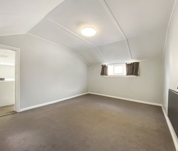 Welcome to 134a Riddiford Street. - Photo 2