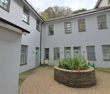 2 bedroom maisonette to rent - Photo 1