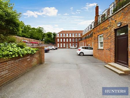 Hall Park Road, South Wing, Hunmanby, Filey - Photo 2